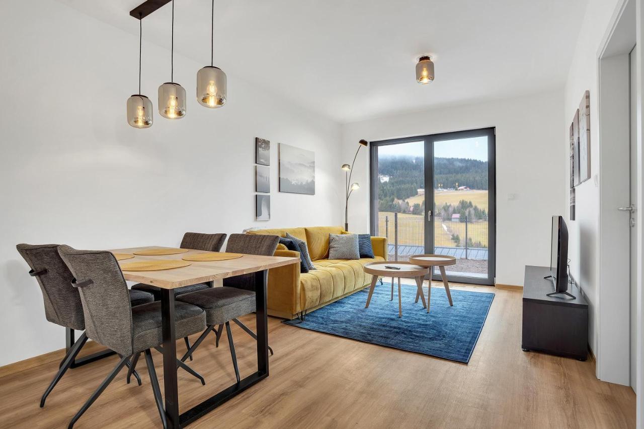 Apartmany Vista Klinovec Loučná pod Klínovcem Exteriör bild