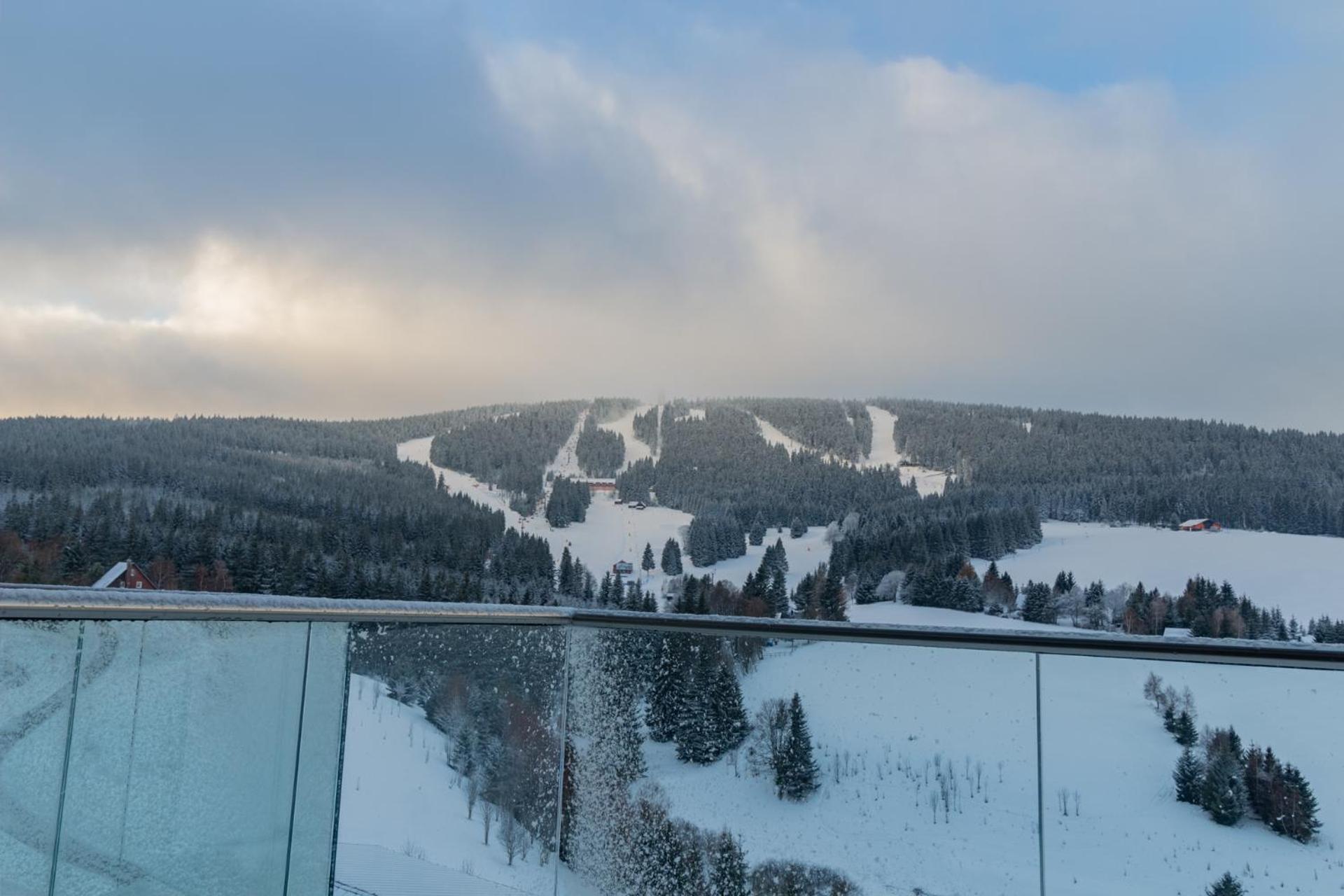 Apartmany Vista Klinovec Loučná pod Klínovcem Exteriör bild