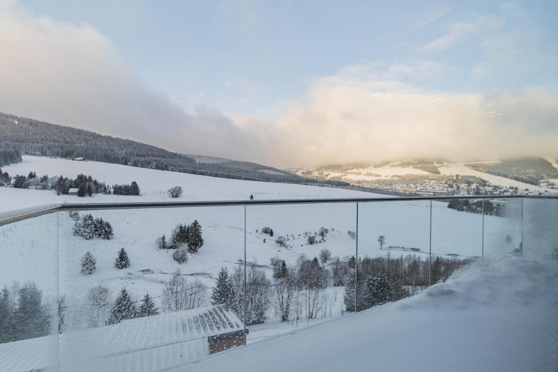 Apartmany Vista Klinovec Loučná pod Klínovcem Exteriör bild