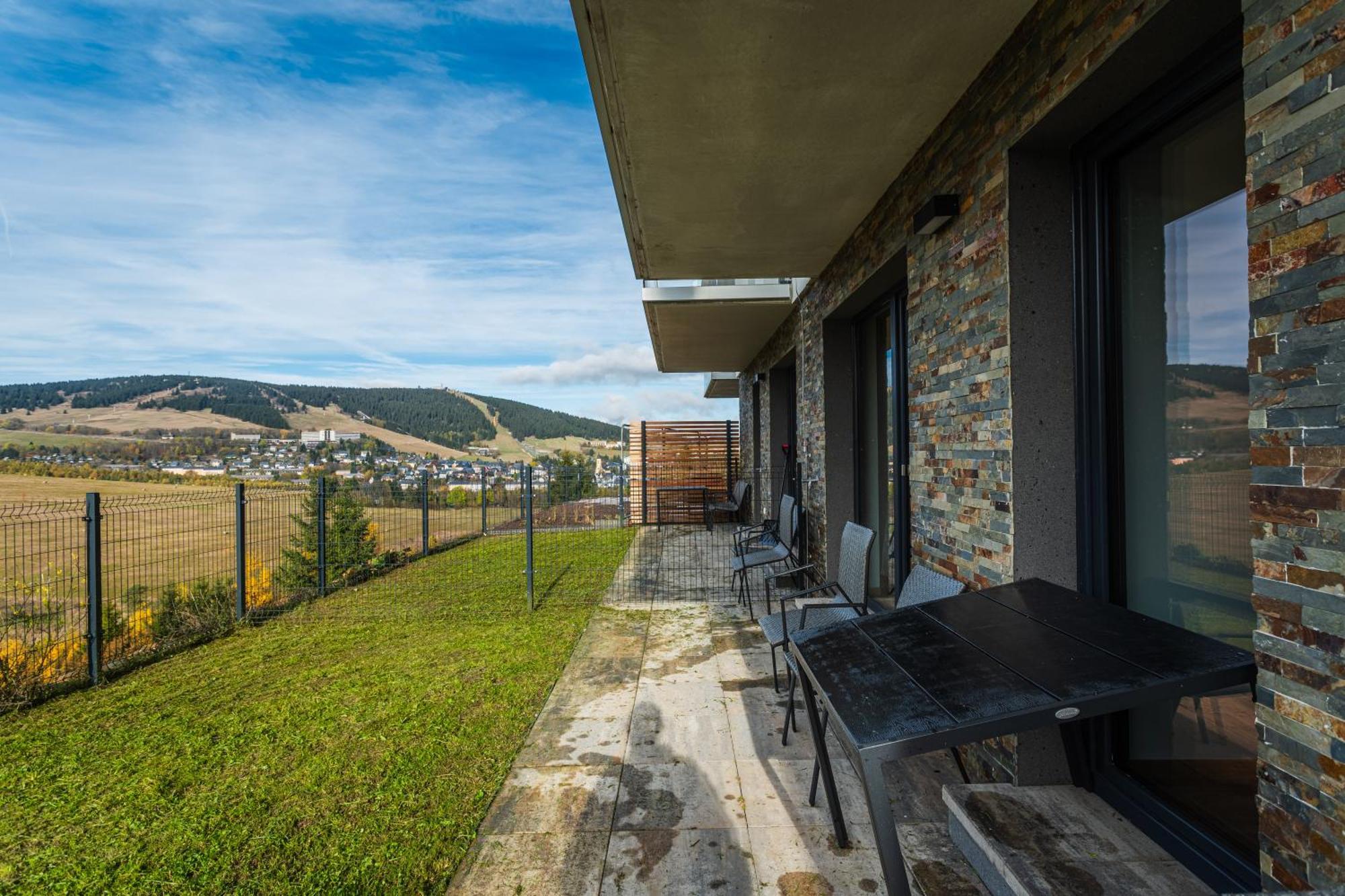 Apartmany Vista Klinovec Loučná pod Klínovcem Exteriör bild