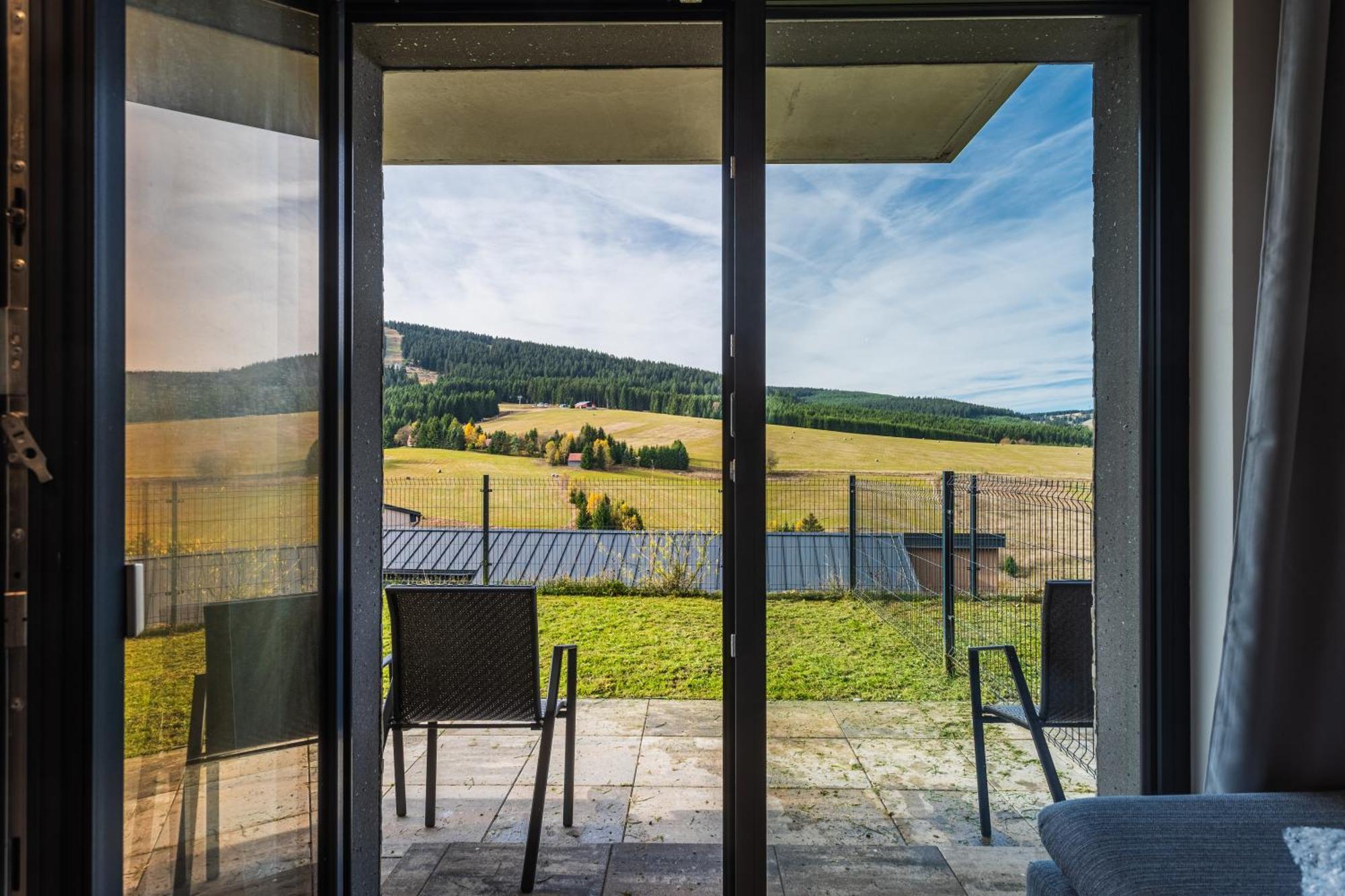 Apartmany Vista Klinovec Loučná pod Klínovcem Exteriör bild