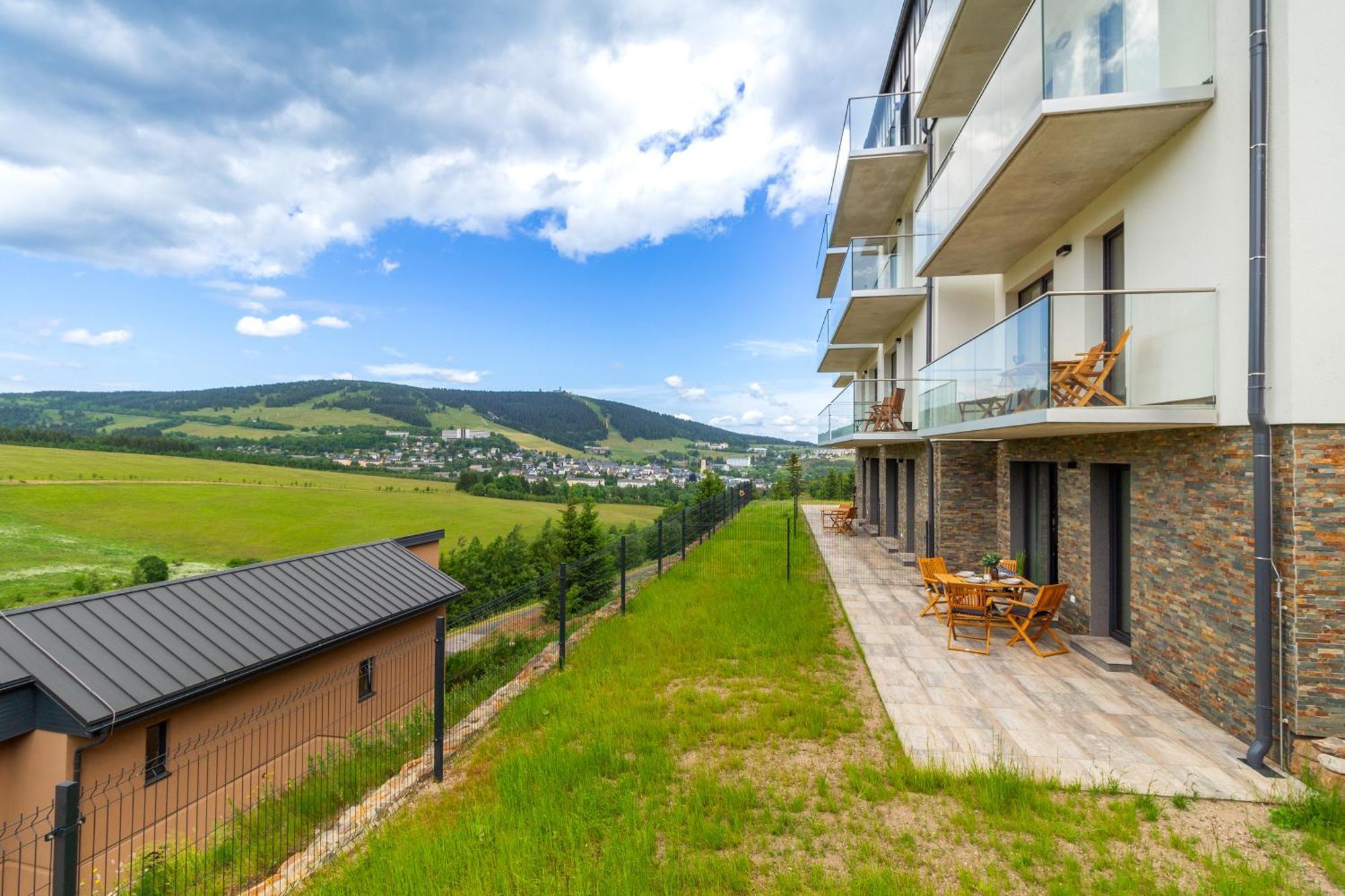 Apartmany Vista Klinovec Loučná pod Klínovcem Exteriör bild